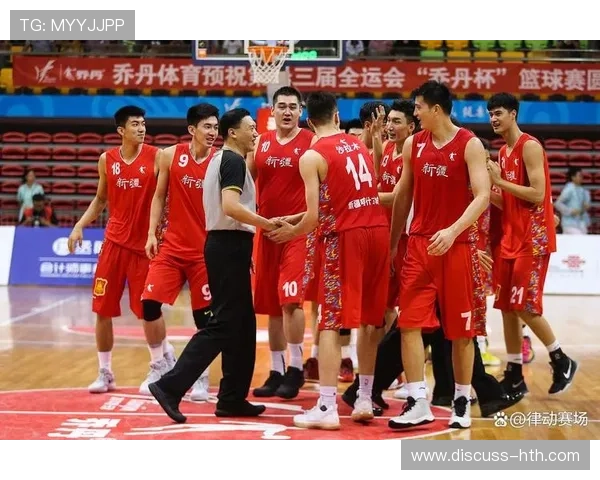 新赛季篮球联赛揭幕战精彩上演 多支强队迎来关键对决